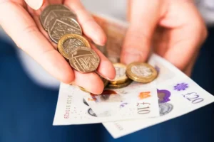 Average Cost living in UK