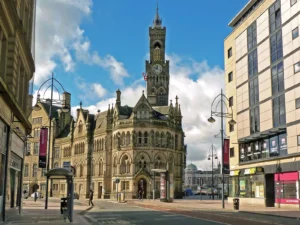 Town-hall-Bradford-West-Yorkshire-Eng